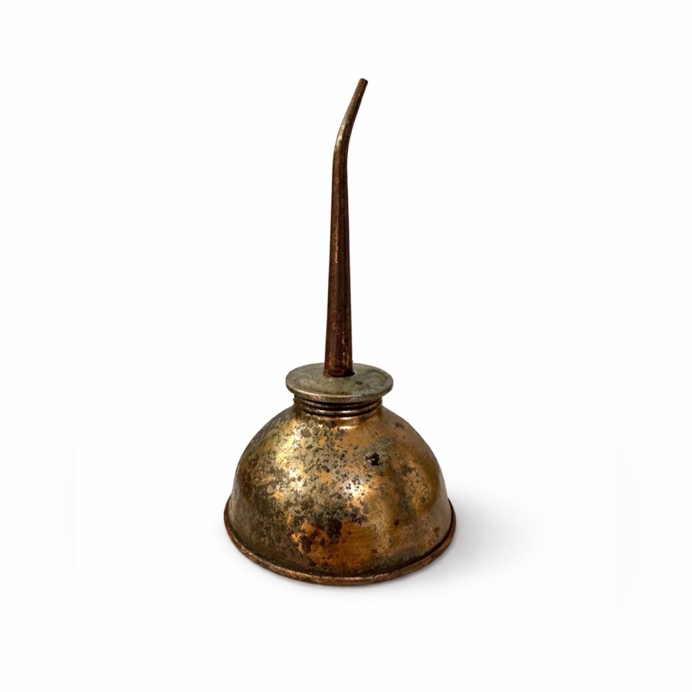 Vintage Copper Colored Thump Pump Oil Can 7 inches Tall